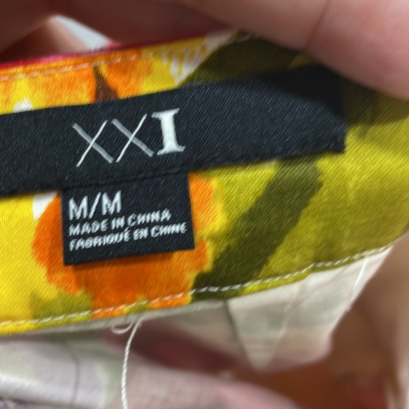 Floral 🌷 Skirt 4X$20 - Picture 4 of 4